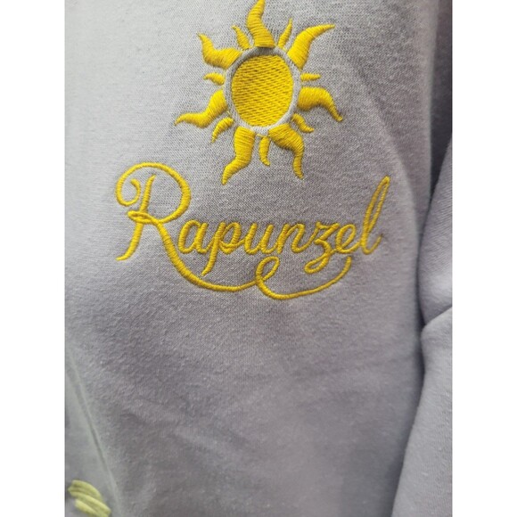 Disney Princess Tangled Rapunzel Embroidered Crewneck XL - Picture 4 of 6